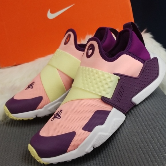Nike Shoes - Nike Huarache Extreme (GS)